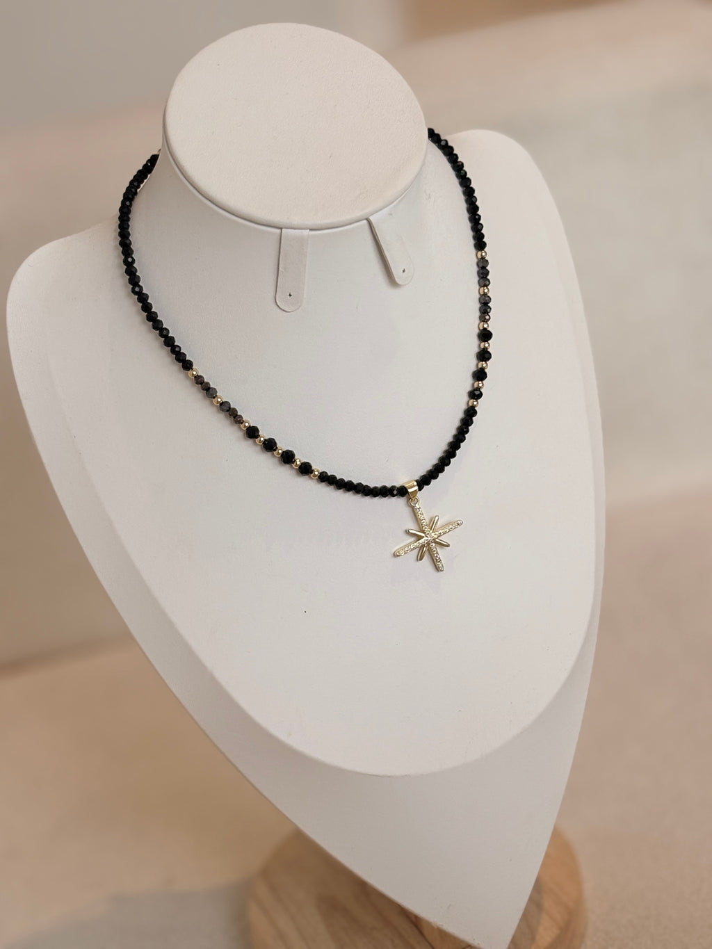Collar estrella