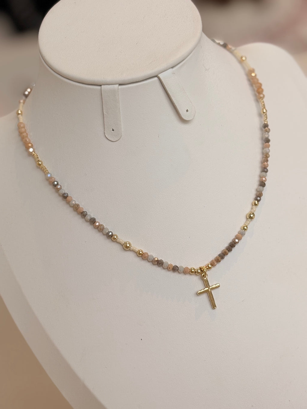 Collar fé