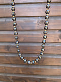 Collar hematite